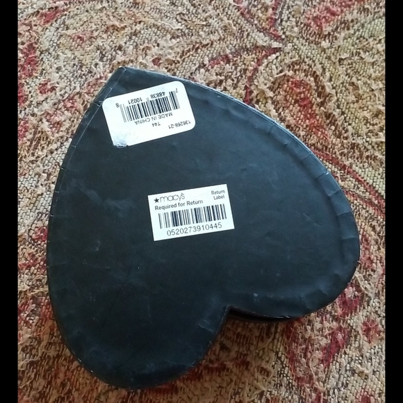 GUESS Charm Bracelet - Picture 10 of 10